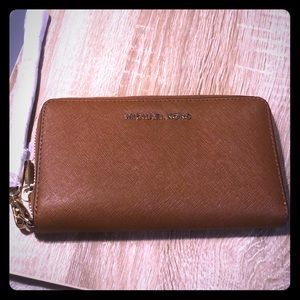 Micheal Michael Kors Wallet with zipper